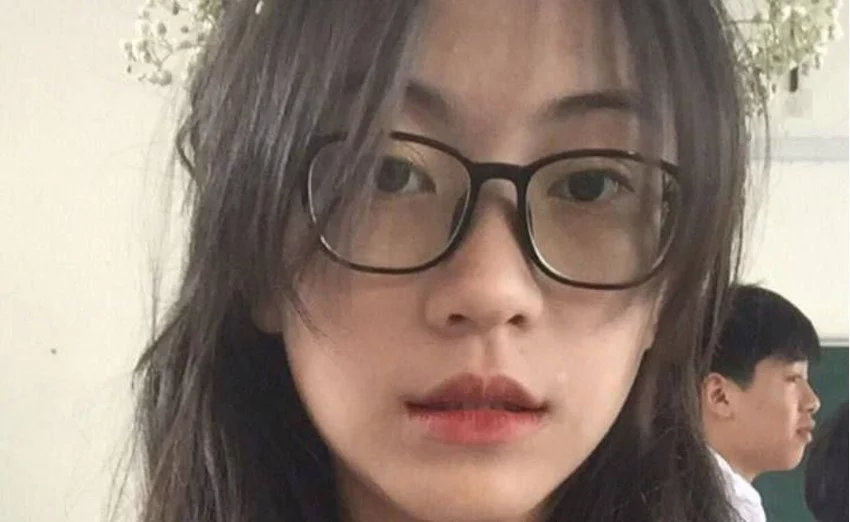 Bé ngoan học sinh cấp 3 gọi video call thủ dâm cùng bạn trai – Việt Nam