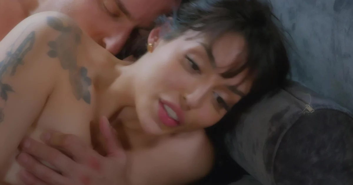 Sung sướng cùng em người yêu trong bếp – Châu Âu